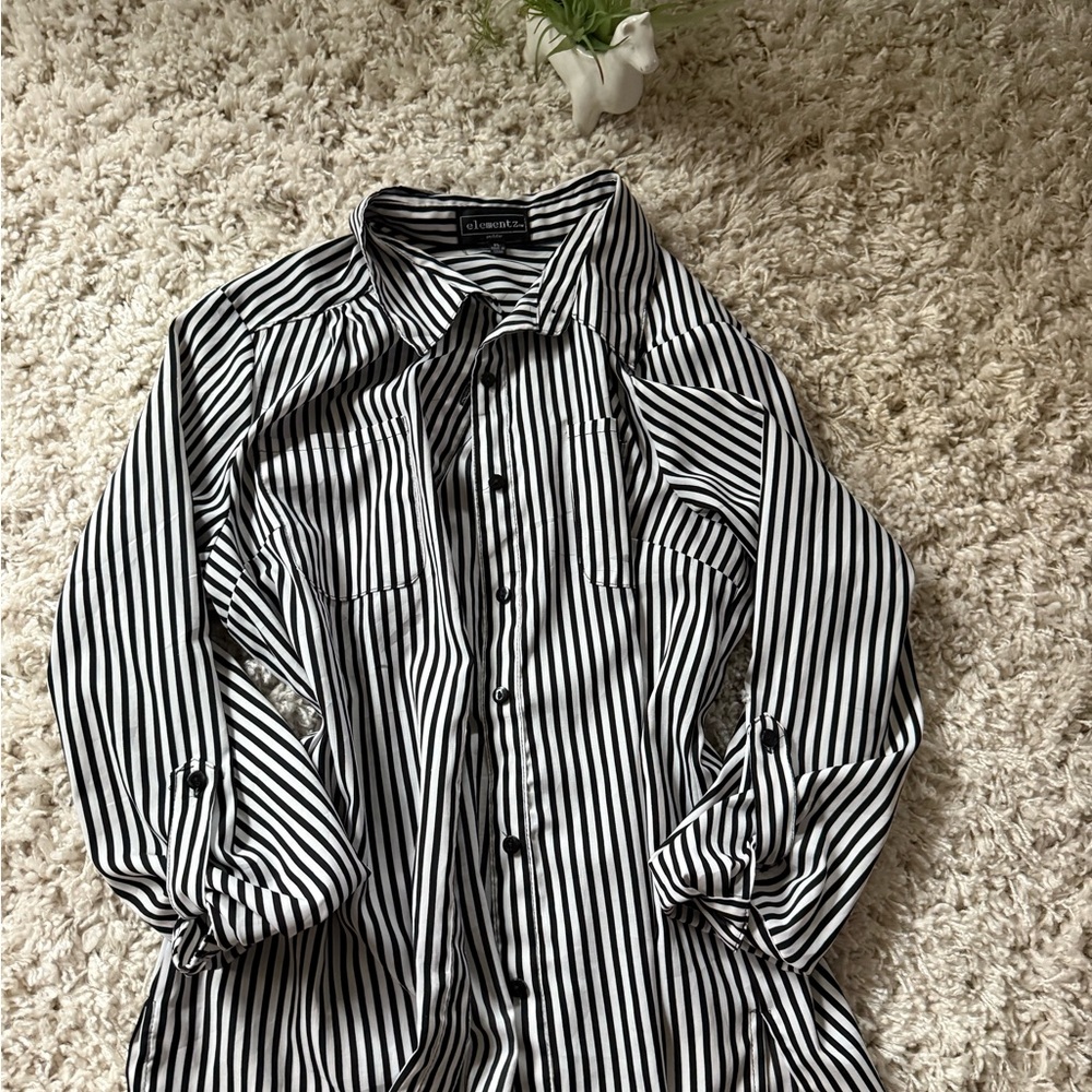 Claiborne Black and White Casual Button Down Shirt with Classic Pinstripe - Picture 6 of 6
